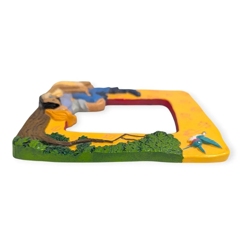 Disney Pocahontas John Smith Picture Frame Kids‎ Yellow Excellent 3D Resin